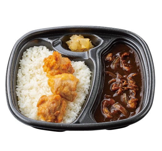 夏のよくばり牛カレー(から揚)