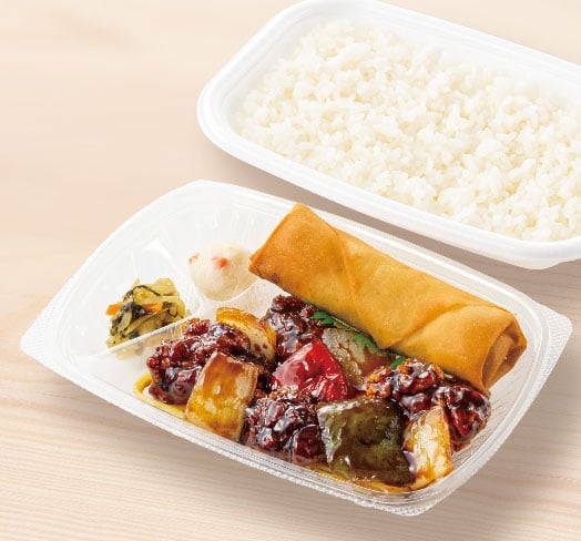 黒酢酢豚＆春巻弁当